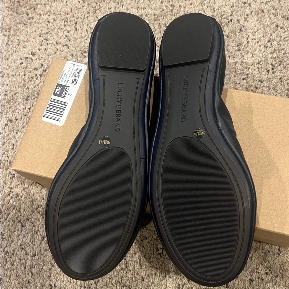 Lucky Brand Women's Dark Navy Leather Ballet Flats - Picture 5 of 6